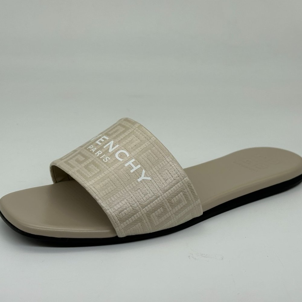 GIVENCHY 4G Monogram Signature Logo Flat Sandals Slides Mules Shoes Beige